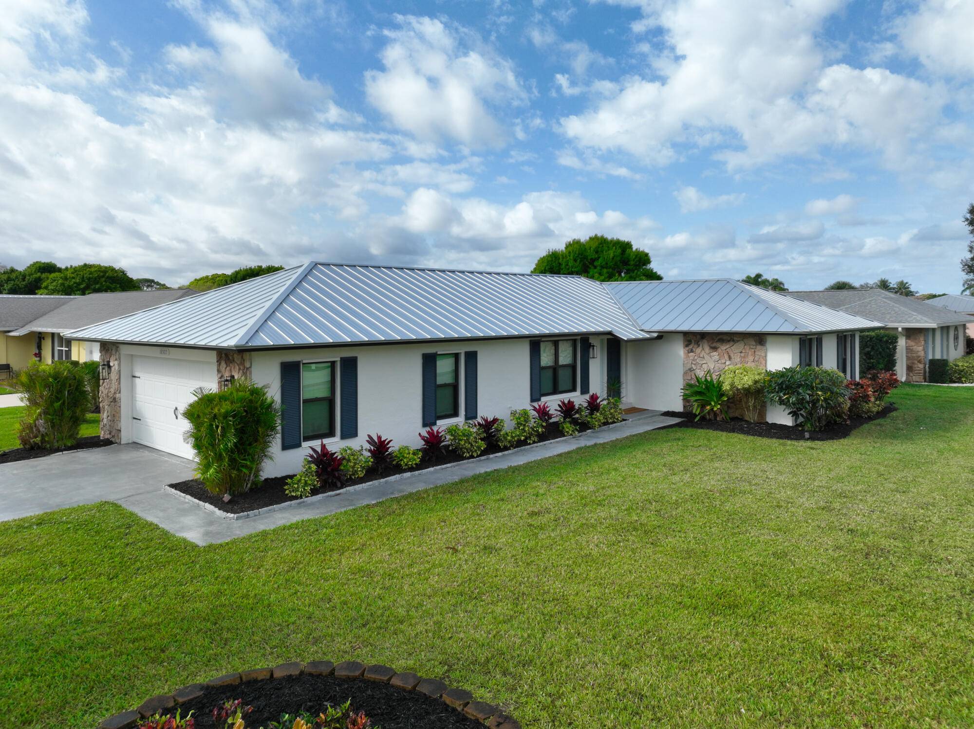 RARELY AVAILABLE FULLY RENOVATED UPGRADED house in HIGHLY SOUGHT AFTER LITTLE CLUB COMMUNITY in Tequesta, 55 and older, a secluded enclave where you can WALK BIKE, PLAY TENNIS, SWIM TO ...