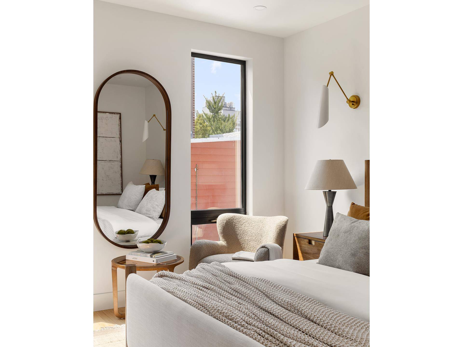 Modern Elegance Meets Historic Charm in the Heart of Williamsburg Welcome to this meticulously gut renovated four story townhouse with a finished basement, perfectly blending classic Brooklyn charm with luxurious, ...