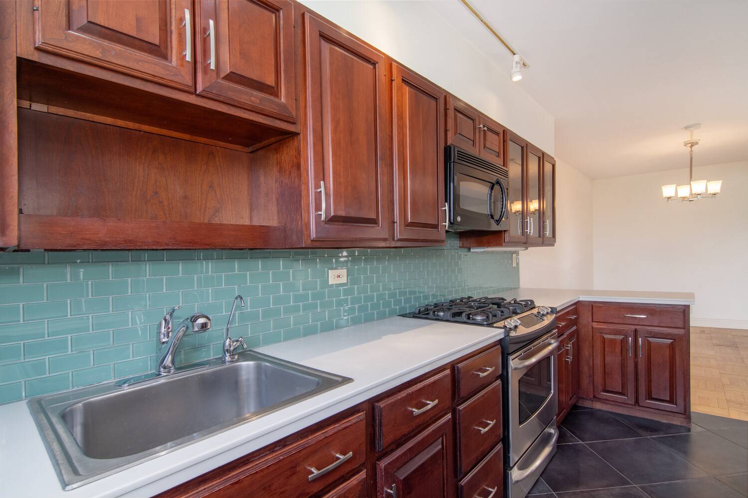 Surround yourself in sophisticated elegance in this spacious, fully renovated two bedroom, two bath co op in the heart of Riverdale's desirable Spuyten Duyvil neighborhood.