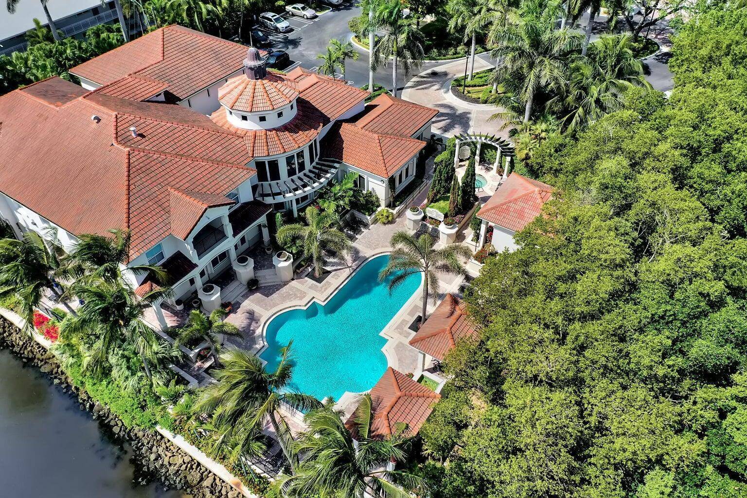 Welcome to this stunning waterfront community along the Intracoastal.