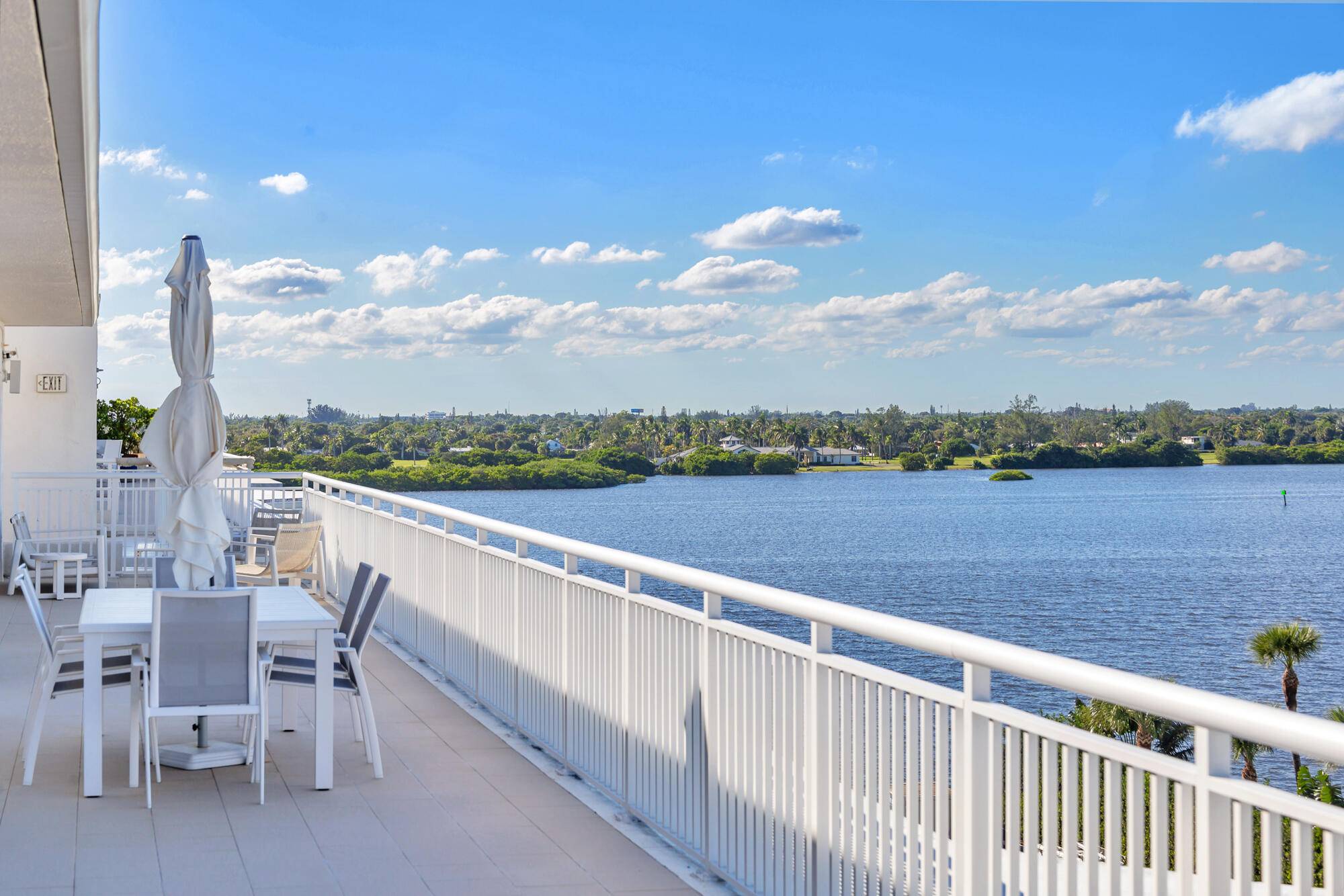 Stunning 3 bedroom, 3 bath penthouse, with 2, 163 sq.