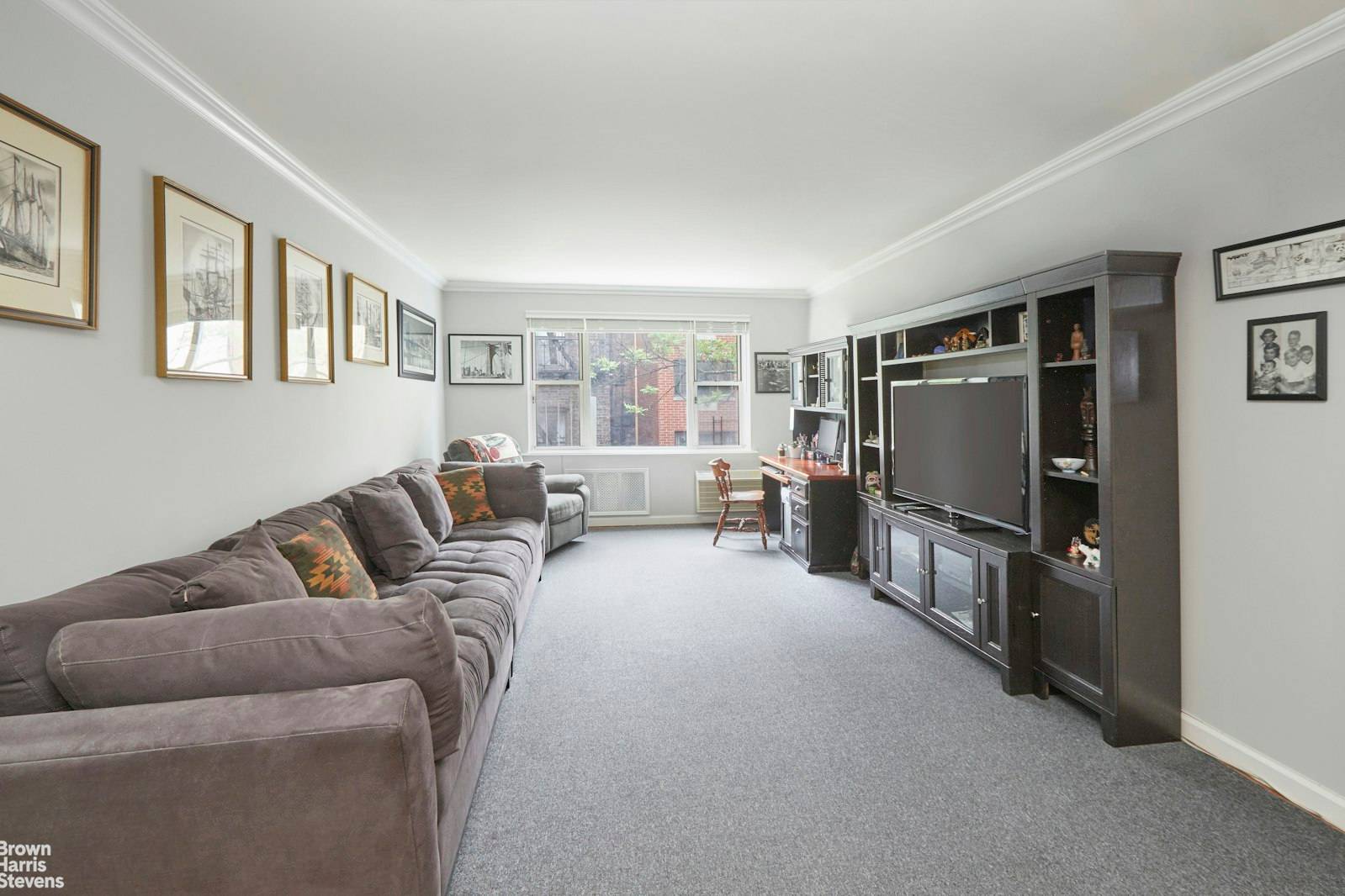 Welcome home to this large one bedroom apartment, which offers a comfortable and practical layout with great natural light and garden views.