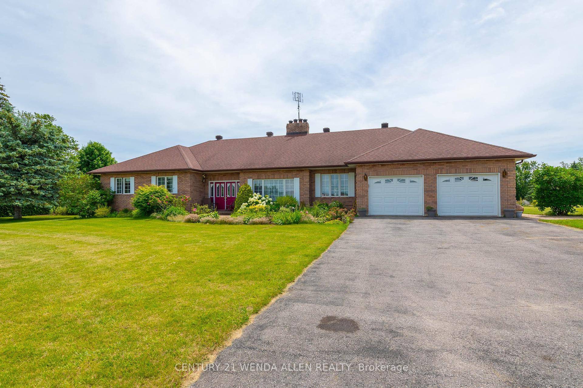 Executive Very Desirable Area !