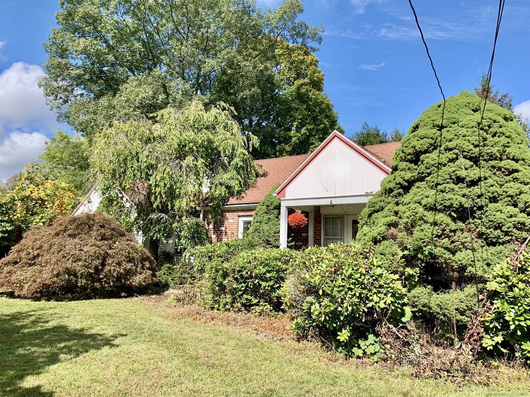 Fabulous Opportunity to Purchase in Desirable West Terrace.