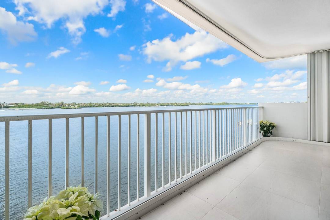 Experience luxurious waterfront living in this beautifully renovated corner apartment with spectacular intracoastal views.