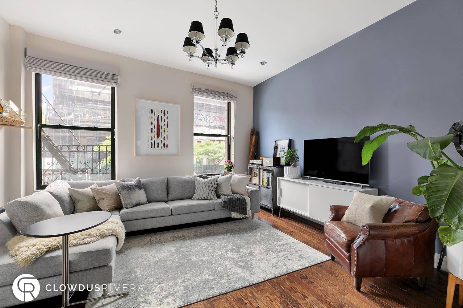 CUSTOMIZED THREE BEDROOM BEAUTY THE BELFORDThe Belford Condominium 4260 Broadway, Apt 201As of 6 Jan 2021, this unit is temporarily off market.