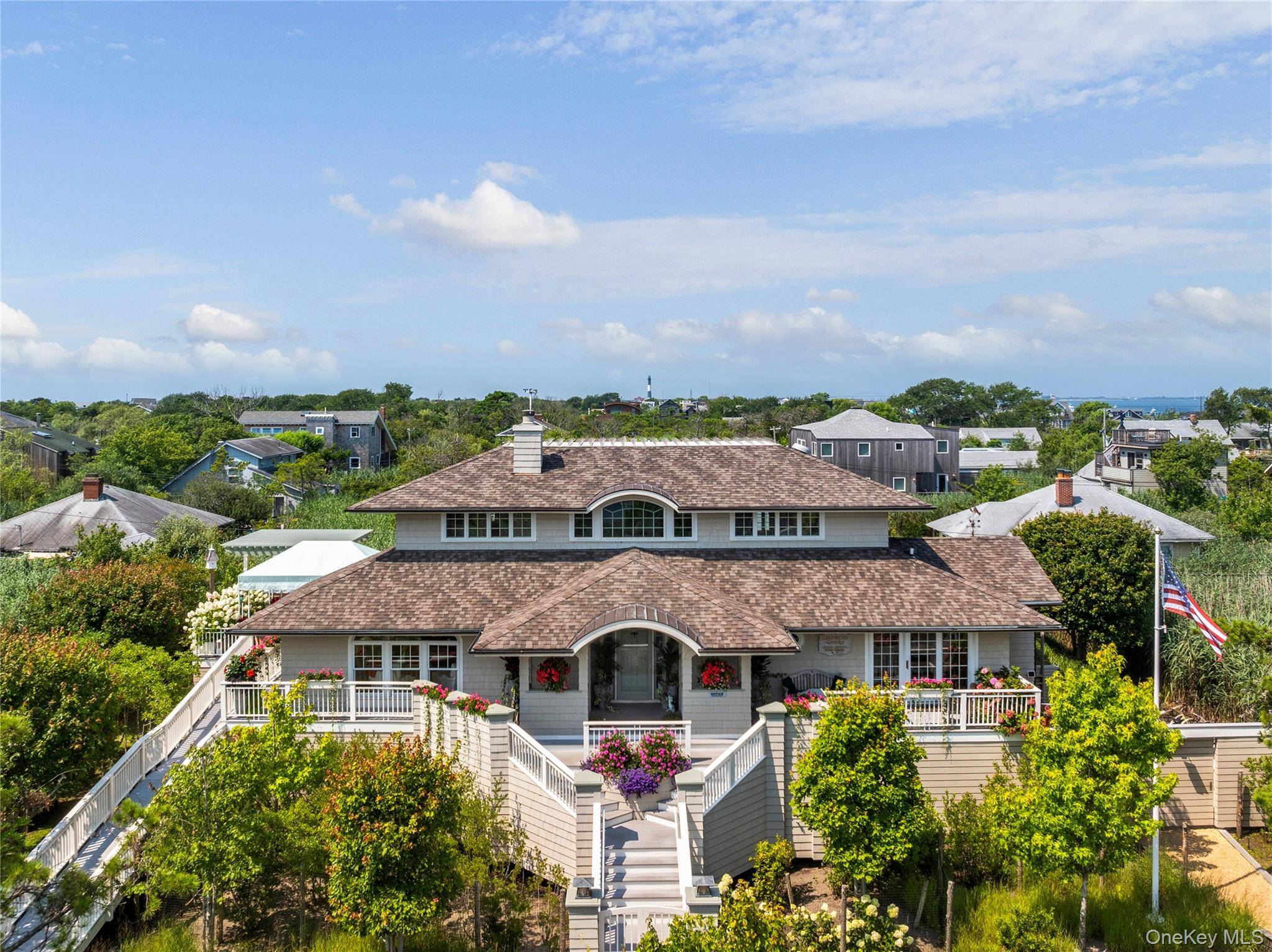 Presenting one of Saltaire s premiere homes 206 Broadway, a true masterpiece that combines luxury, craftsmanship, and a prime central location in the heart of this exclusive Fire Island community.