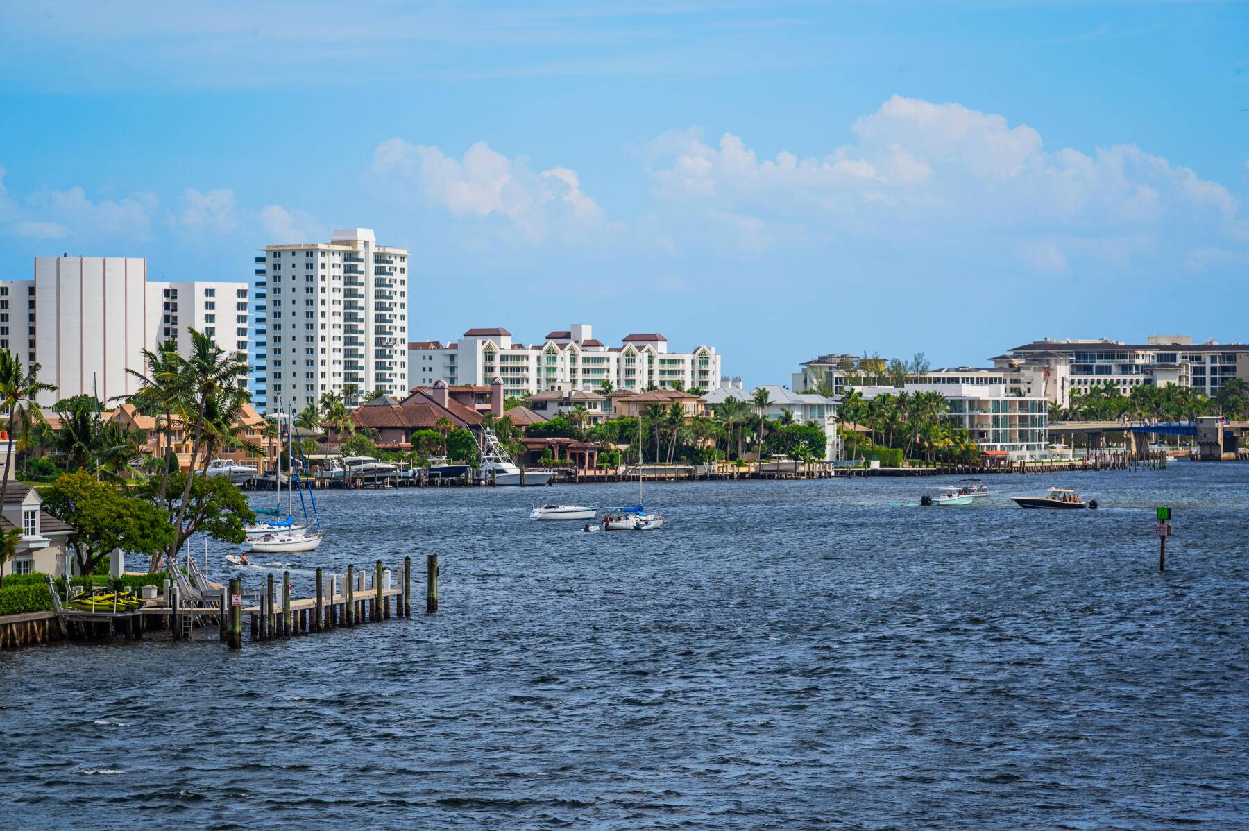 Welcome to this stunning 3 bedroom, 4 bathroom condo located in the heart of Boca Raton.