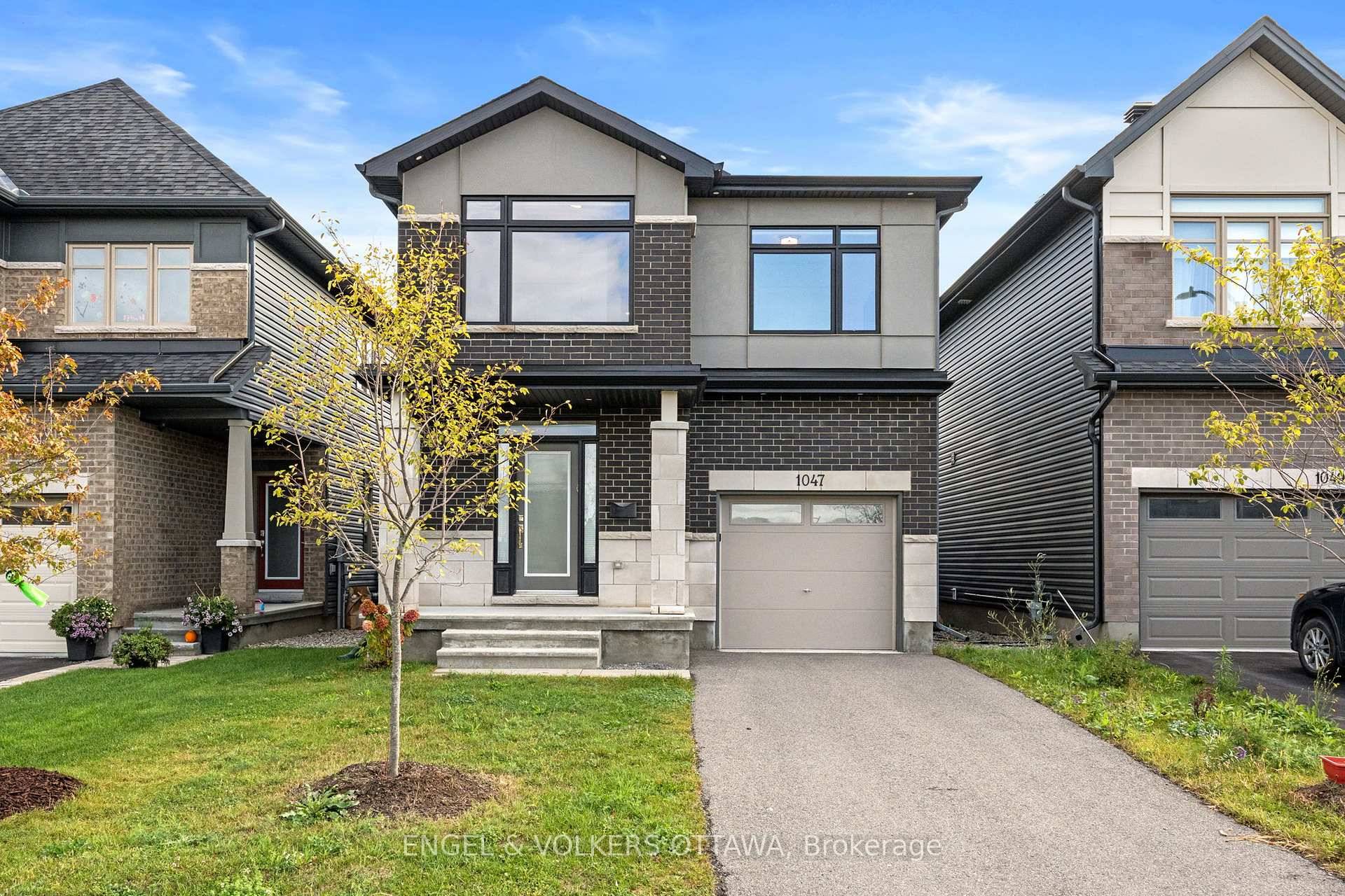 Welcome to this stunning single family home nestled in the heart of Riverside South !