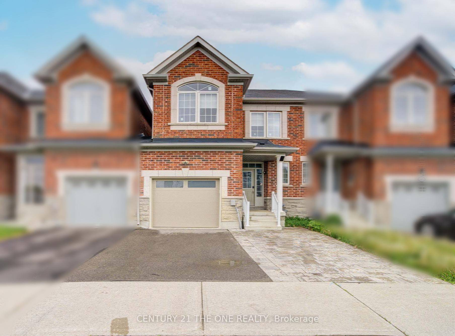 Welcome to this stunning freehold 2 storey residence, ideally situated in the highly desirable Jefferson neighbourhood, renowned for its top ranking schools and family friendly atmosphere.