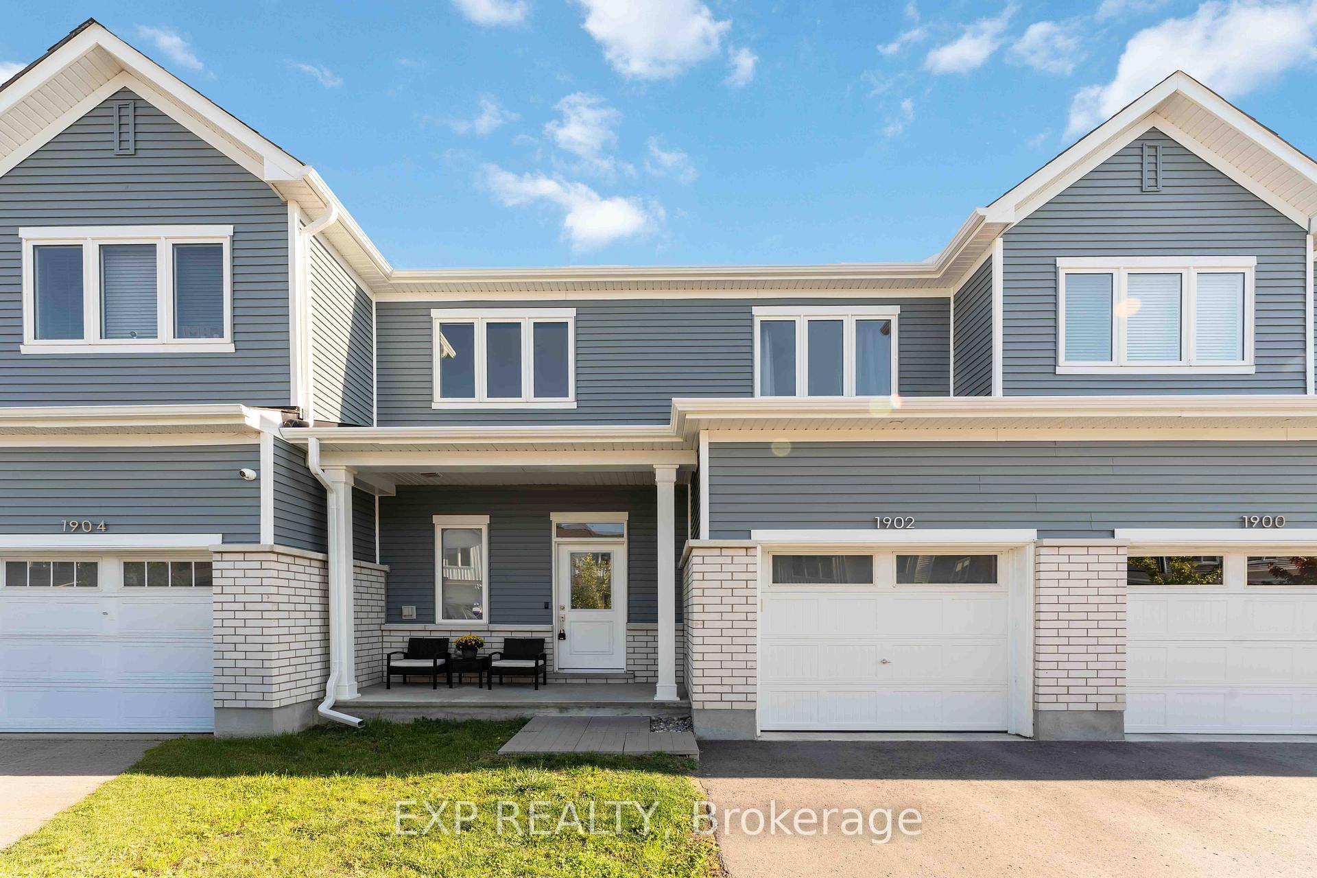 Welcome to this gorgeous 3 bedroom, 2.