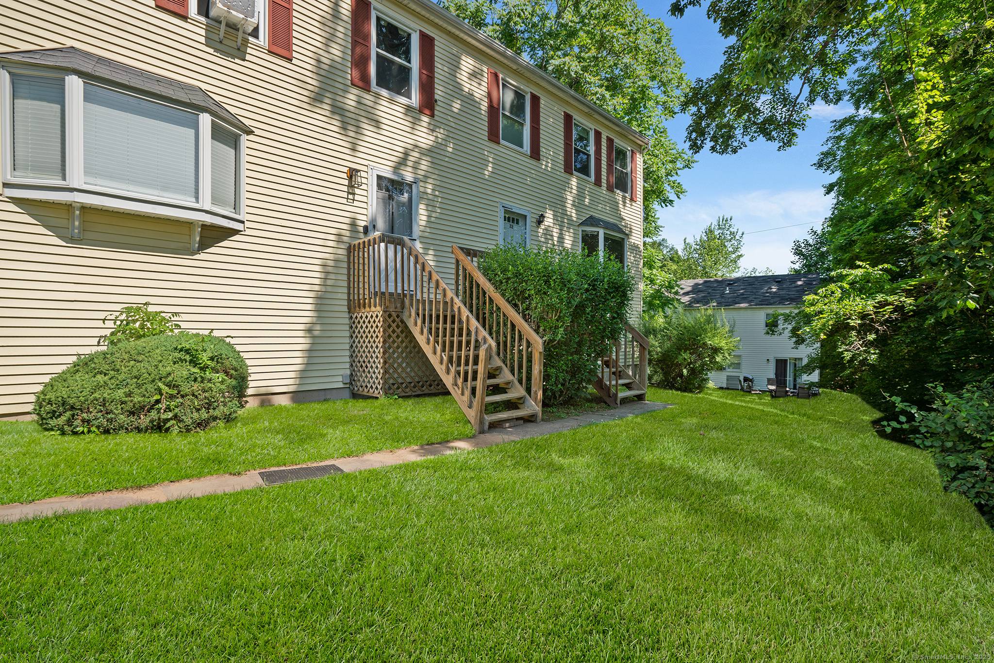 Don't miss this fantastic opportunity in the heart of Bethel !