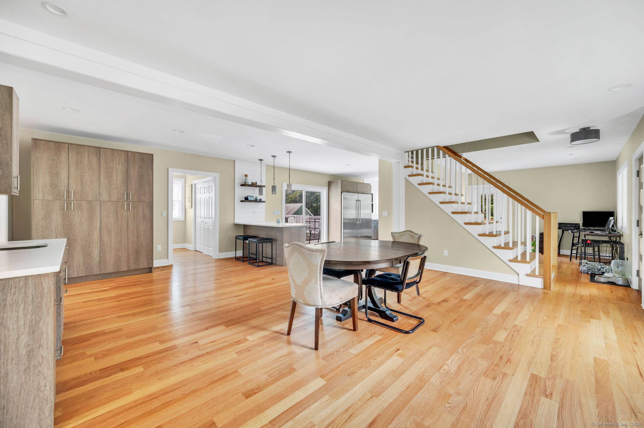 Welcome to 91 Thorpe Ave !