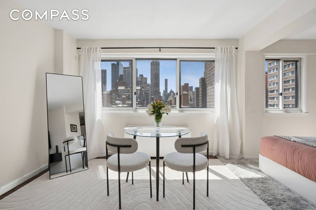 Welcome to Apartment 9C at 401 East 65th Street, a large convertible one bedroom, one bath nestled in one of Lenox Hill's most sought after cooperatives.