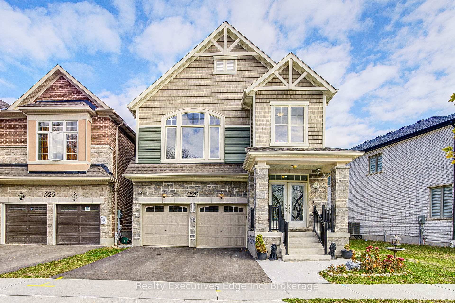 Welcome to this beautiful modern home for sale, offering the perfect combination of luxury, comfort, and location.