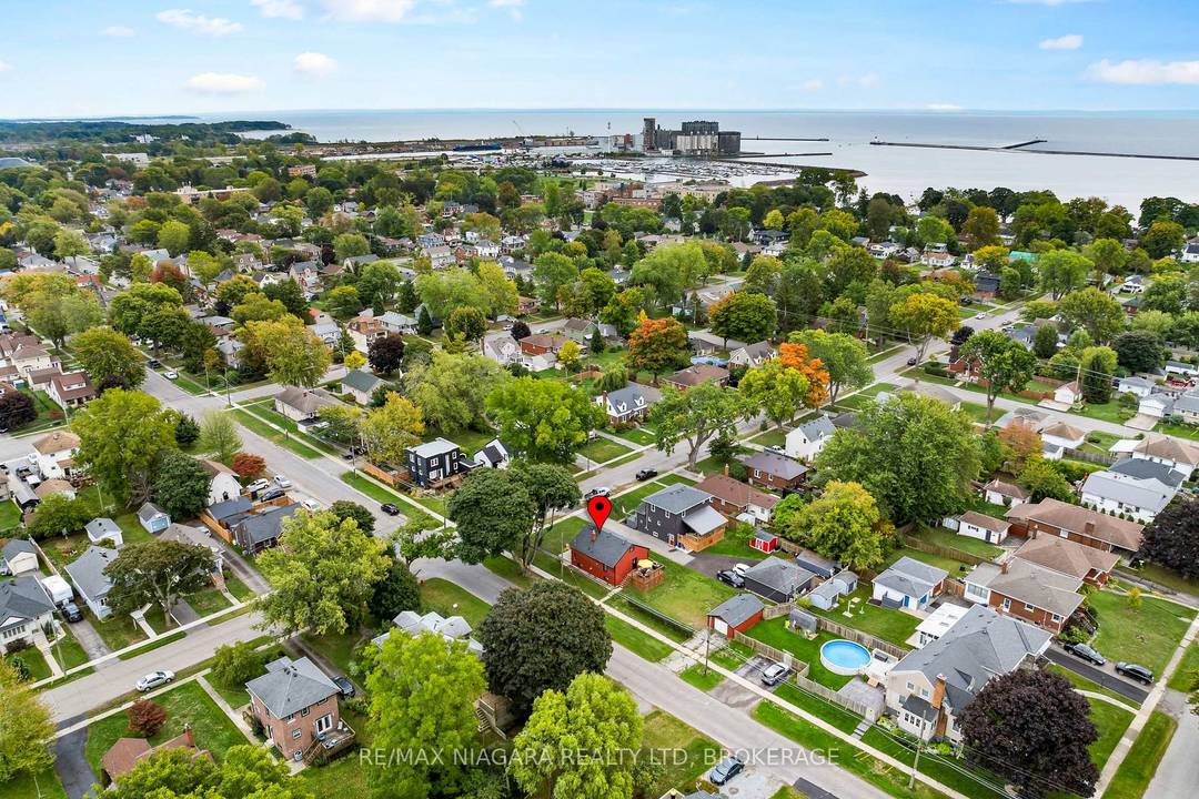 Welcome to 94 Clare Avenue a cheerful 1.