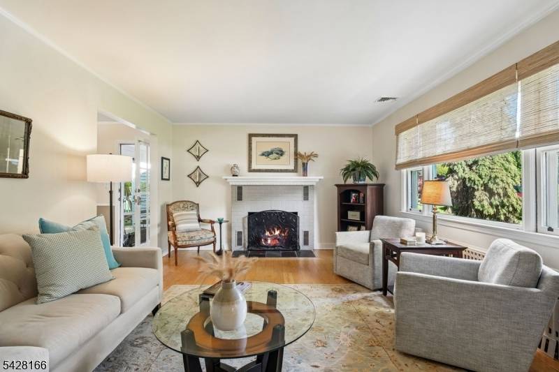 The perfect home in the heart of Little Falls !