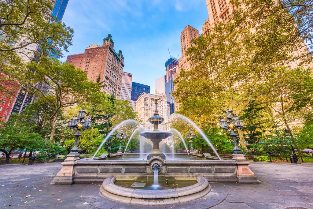 GORGEOUS FULL FLOOR TRIBECA LOFT WITH STORAGE INCLUDEDFully renovated pre war loft featuring private keyed elevator access, beautiful pine wood floors throughout, and a storage unit included.