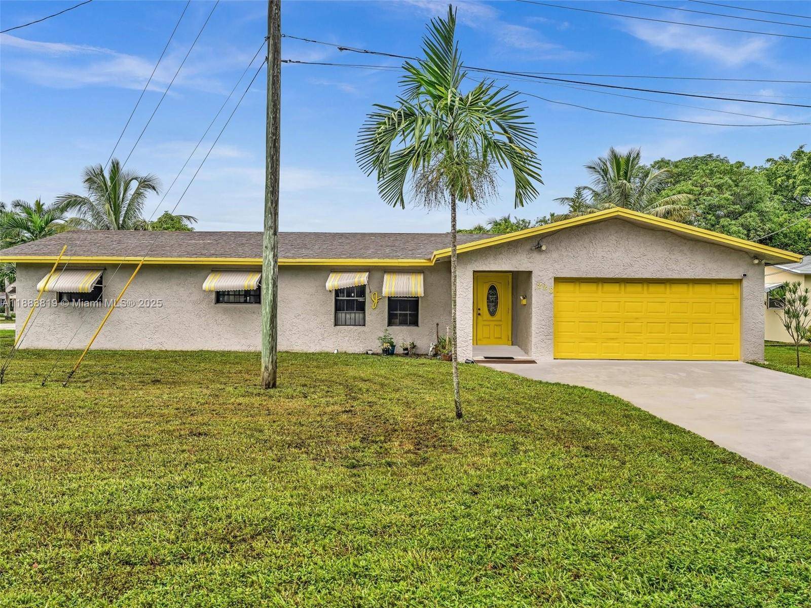 Charming 3 Bedroom, 2 Bath Home with 2 Car Garage Move In Ready !
