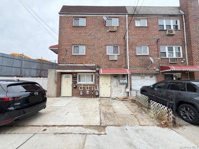 Conveniently located 3 family home located in Ozone Park.