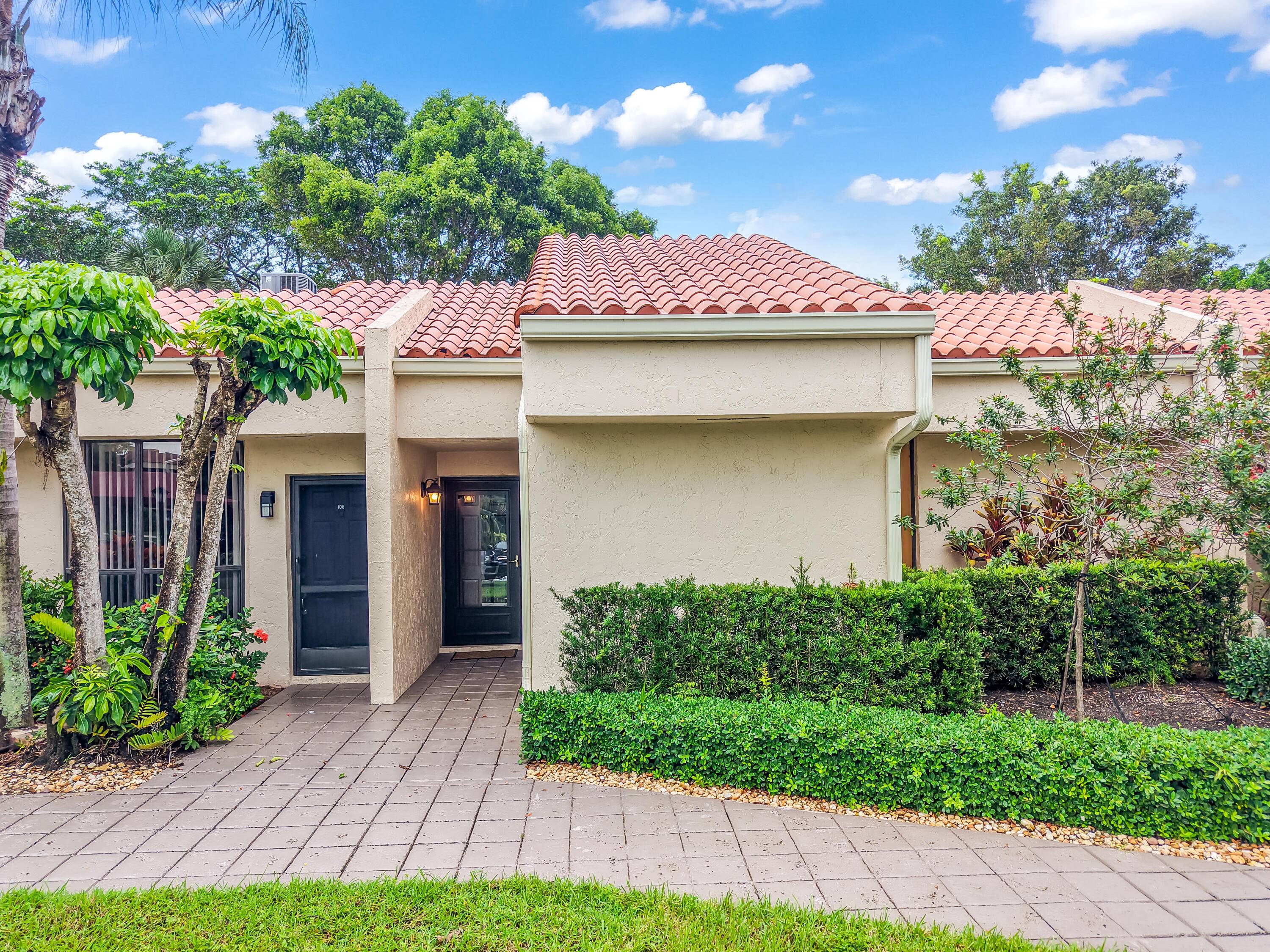 Don't miss this rarely available 1, 300 sqft Villa in Boca Point move in ready designed for effortless living !