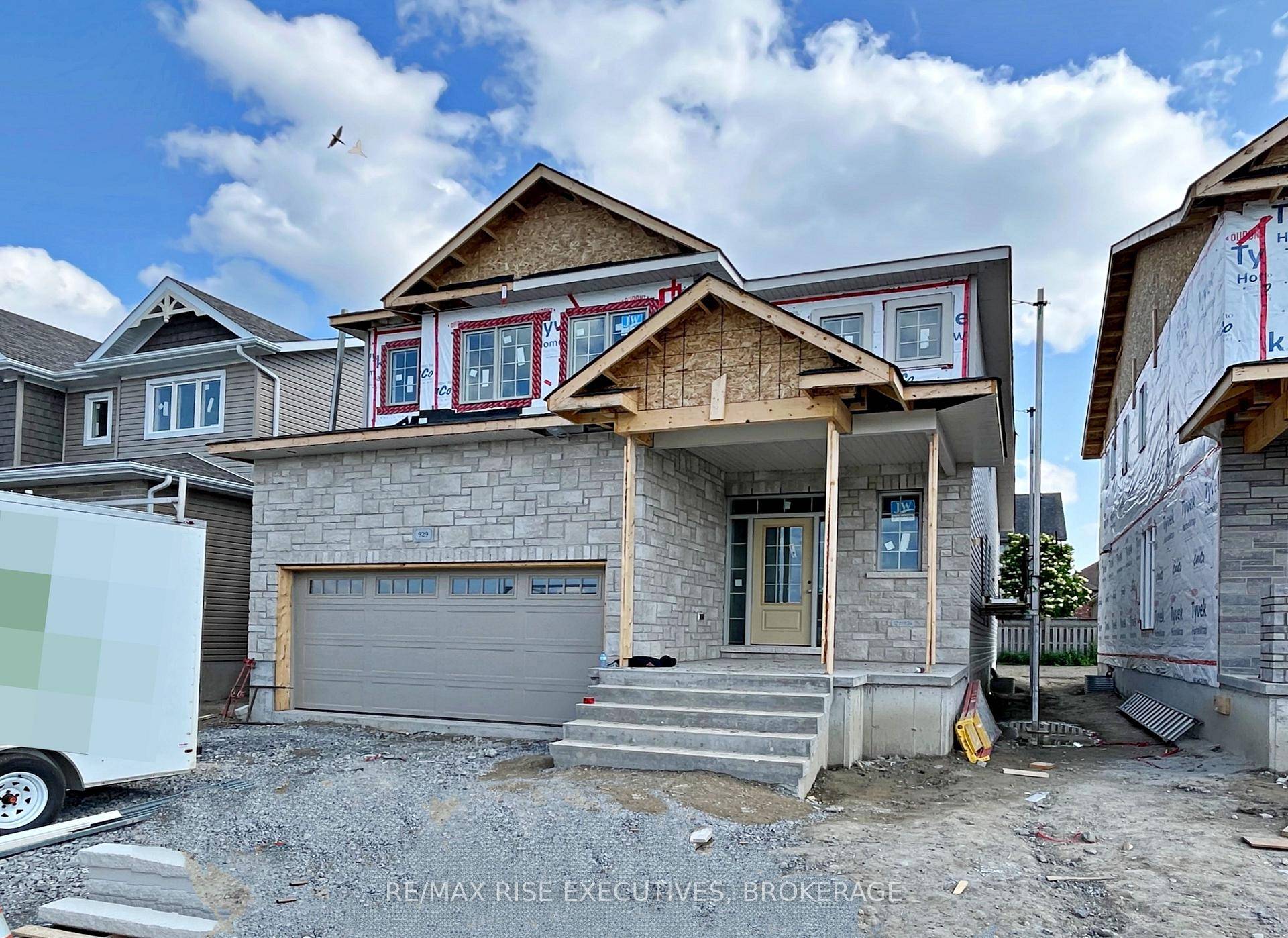LIMITED TIME OFFER 25, 000 Quick Close Rebate from CaraCo Under construction now, the Markham, from CaraCo in Trails Edge.