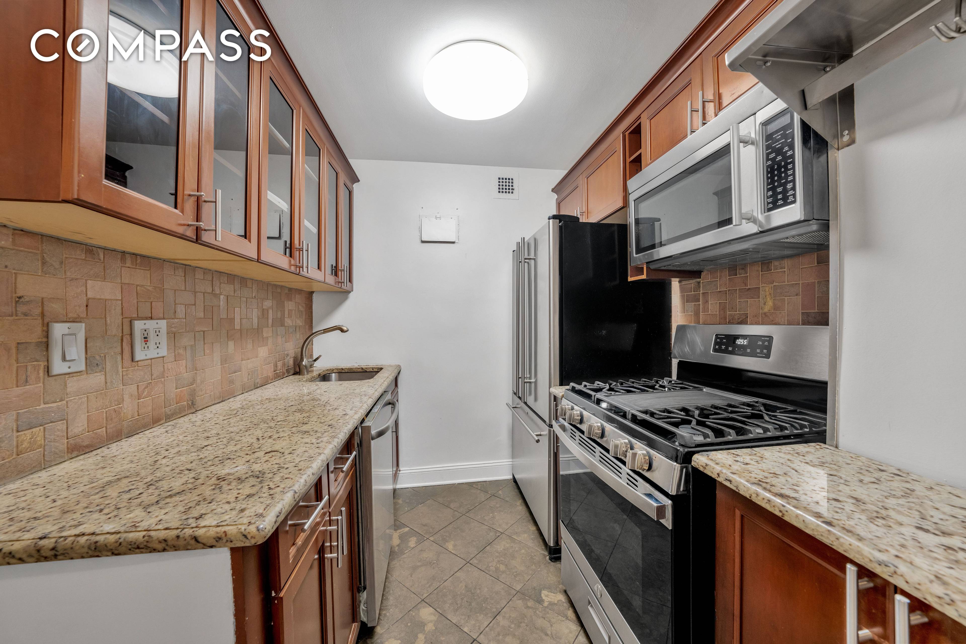 FIRST SHOWING AND OPEN HOUSE BY APPOINTMENT WILL BE THIS SUNDAY SEPTEMBER 28TH FROM 12 1 00.