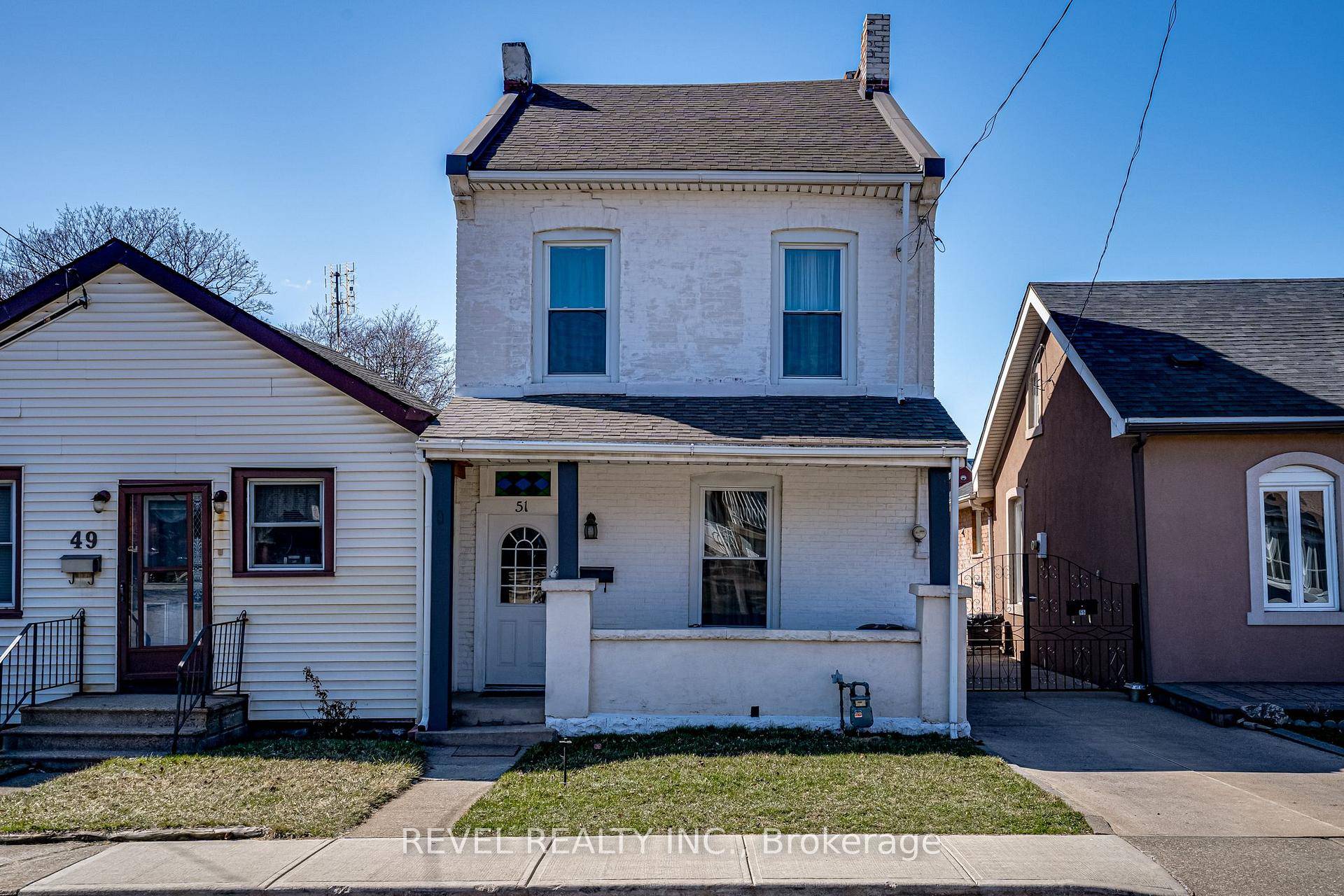Welcome to 51 Tisdale Street !