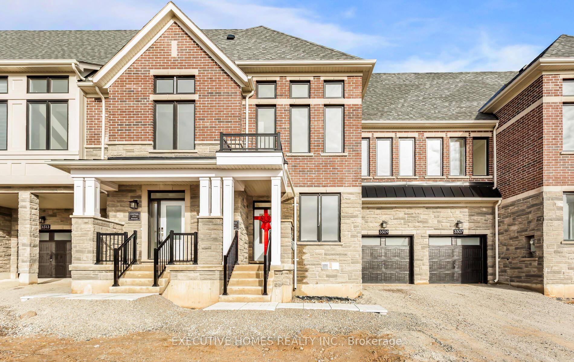 Gorgeous One Year Old Townhouse with a charming view of the park, situated at the edge of Oakville's sought after neighborhood.