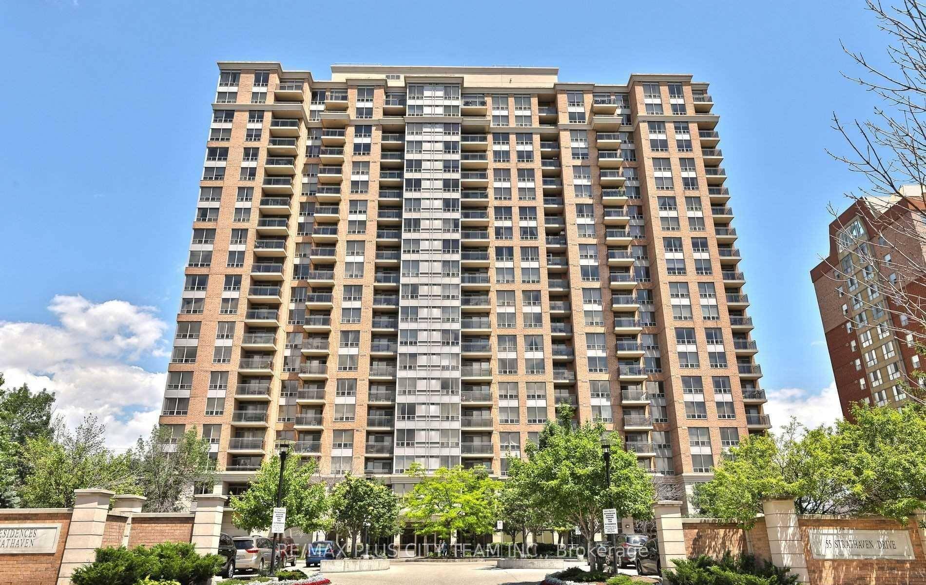 Located in a stunning Tridel building, this 2 bedroom, 2 bathroom unit offers a fabulous layout with breathtaking city views from the 19th floor, including a direct sightline to the ...