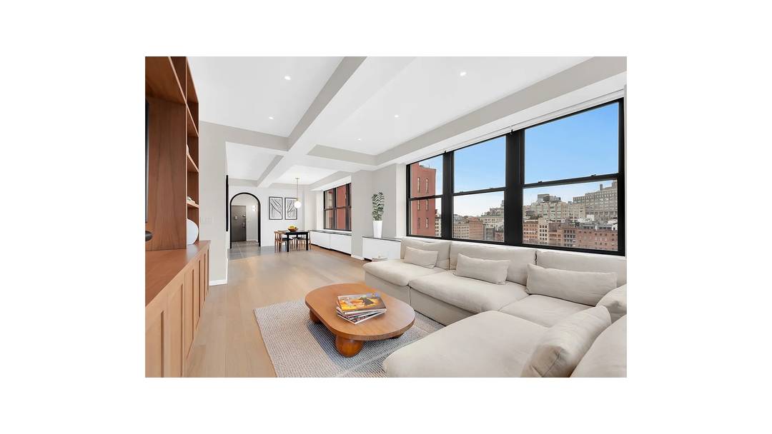 Apartment 9C at 25 North Moore Street, located in the Atalanta Condominium in Tribeca, has been newly renovated and barely lived in.