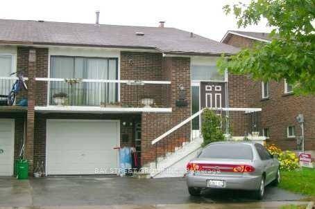 LEGAL BASEMENT APARTMENT INCOME POTENTIAL Welcome to 52 Simmons Blvd a rare and exceptional opportunity to own a spacious jumbo model home with a fully LEGAL Basement Apartment, perfect for ...