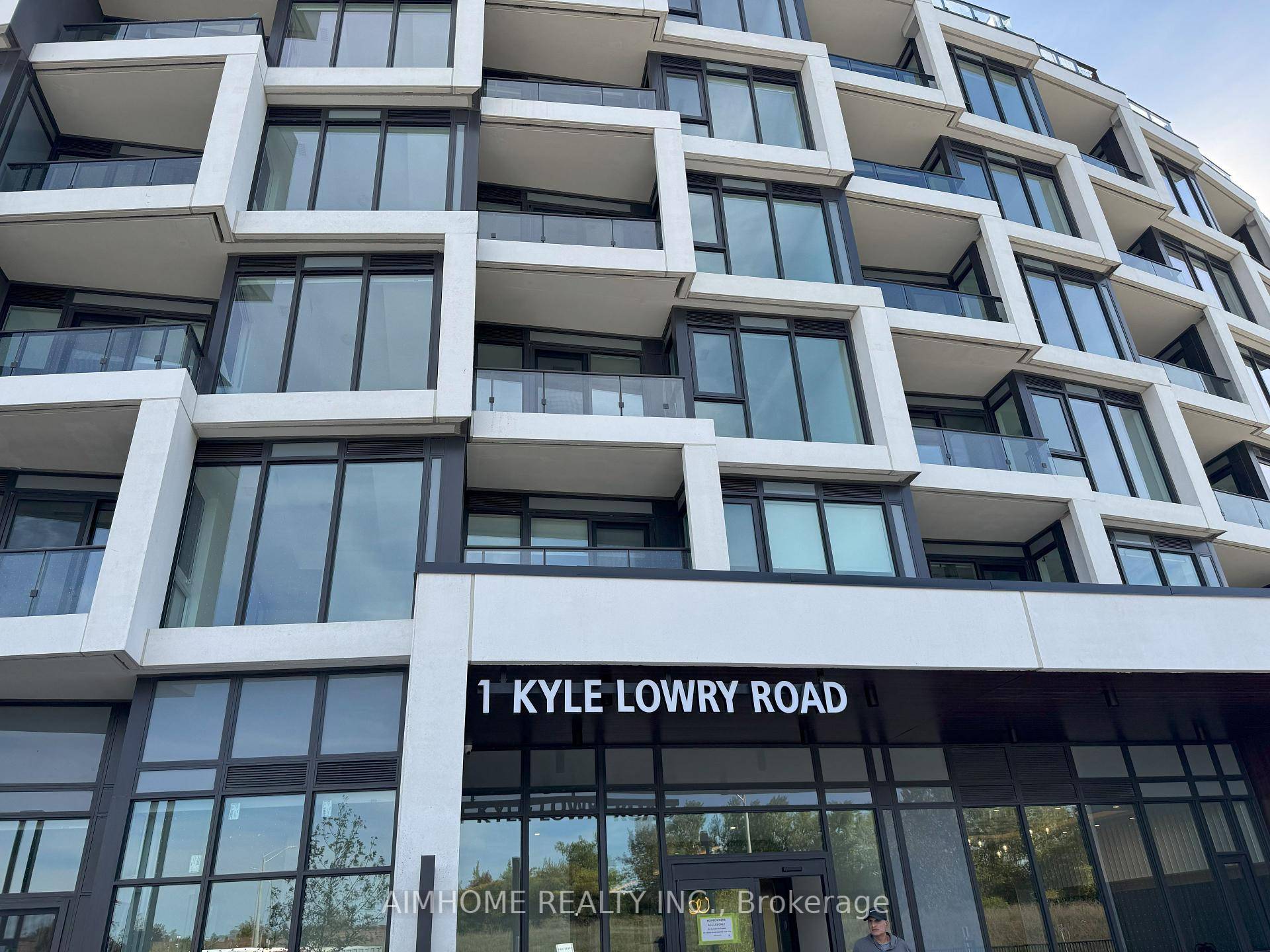 Brand new 2 bedroom, 2 bathroom a split floor plan suite in the prestigious Crest mid rise building by Aspen Ridge.