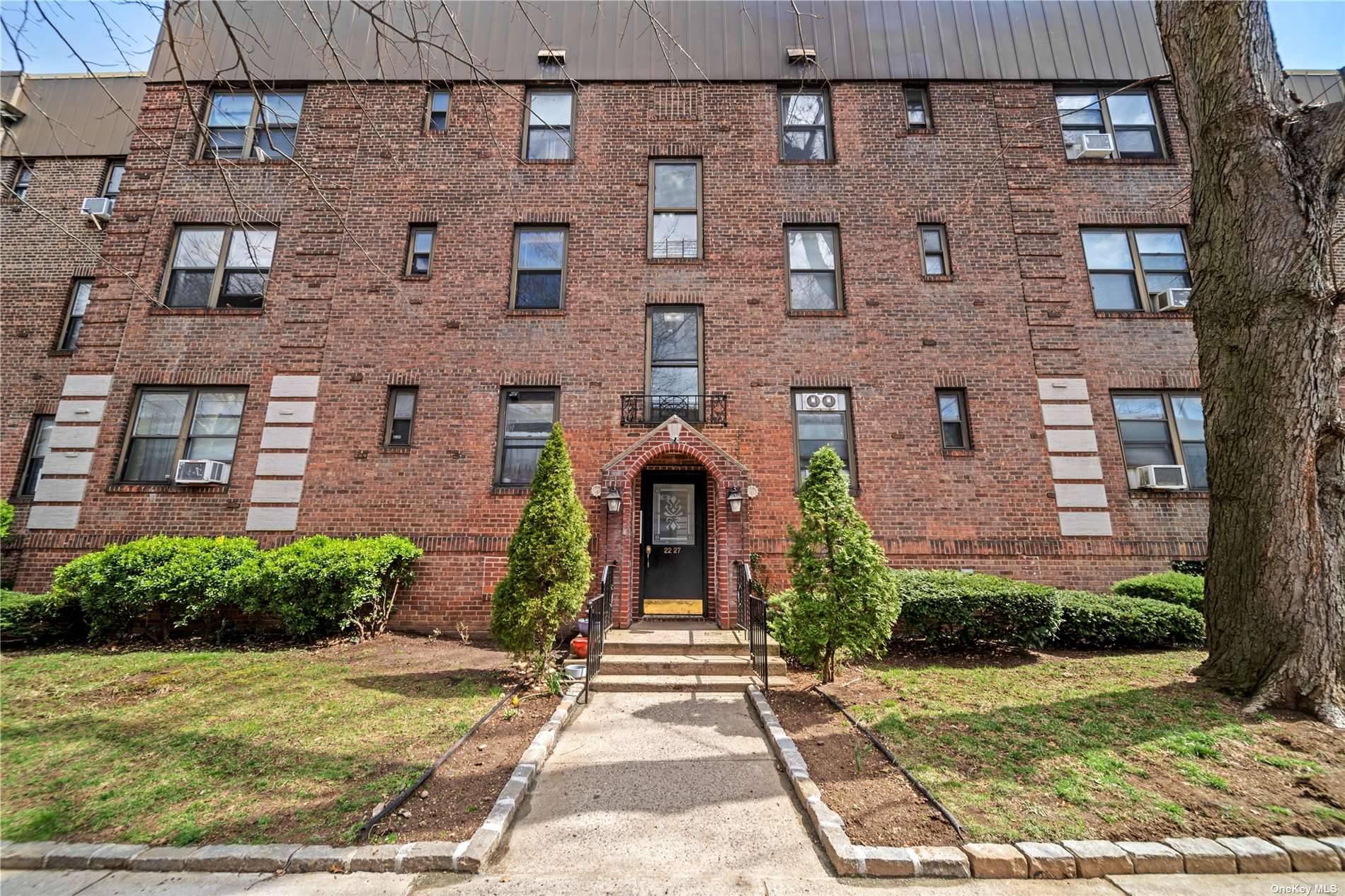 Discover this beautiful garden style one bedroom condo located in the desirable Garden Bay Manor community of East Elmhurst Astoria Heights.