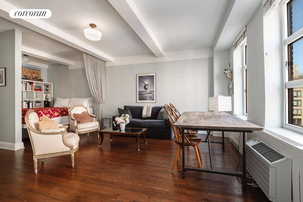 Perfectly perched in West Chelsea's London Terrace Towers with quiet north views over the courtyard gardens, this marvelously bright and well proportioned studio is a quintessential prewar home.