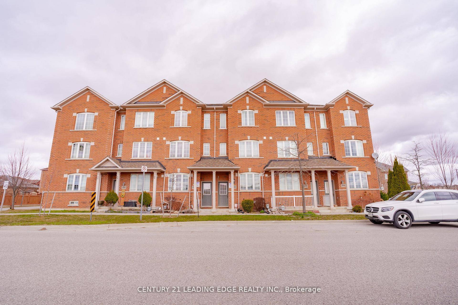 Step into comfort and style in this beautifully maintained 3 bedroom townhouse, perfectly situated in the welcoming and family oriented community of Cornell.