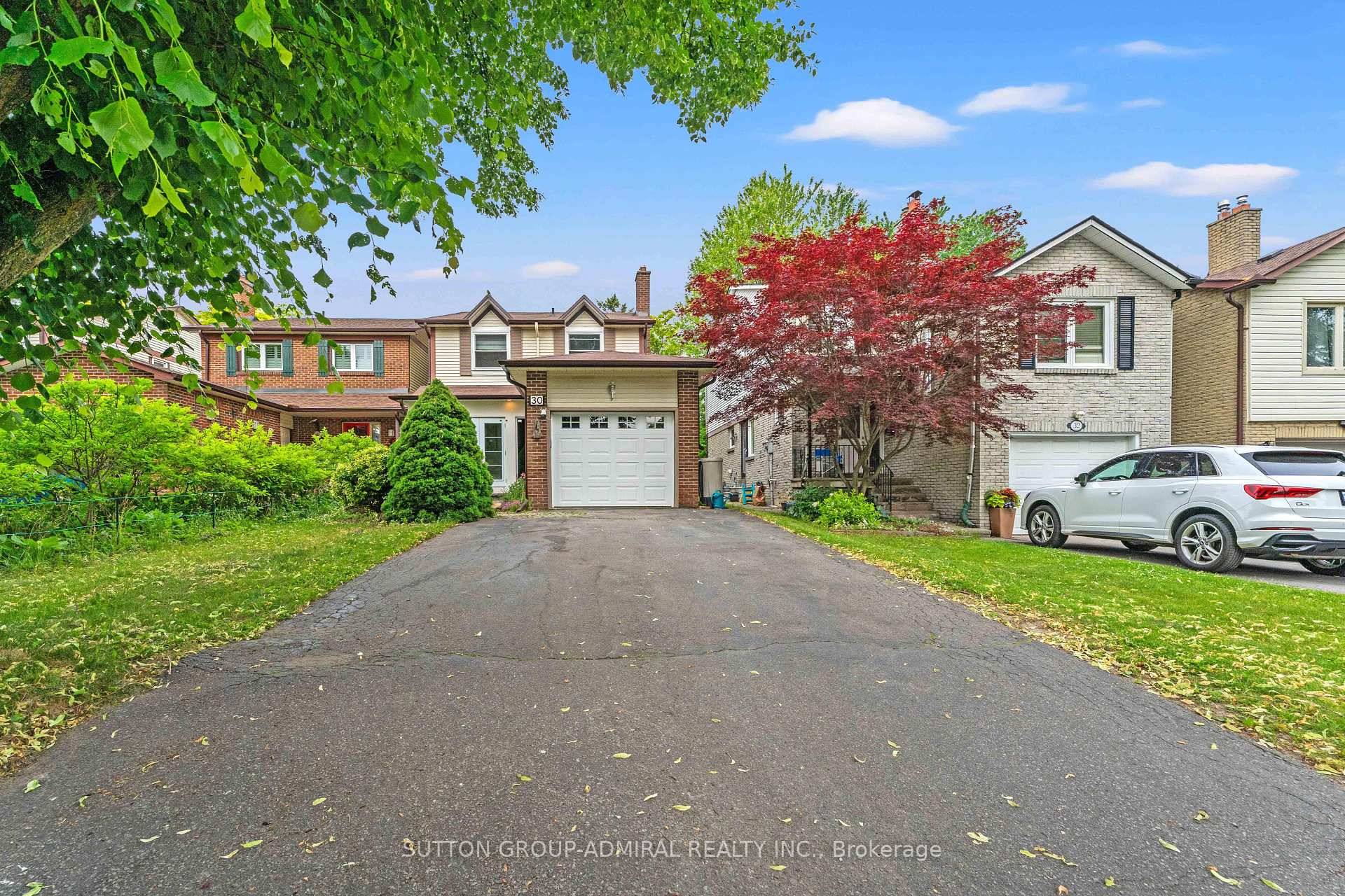 Nestled in the highly desirable Aileen Willowbrook neighbourhood, this charming 4 bedroom home is a perfect blend of comfort, convenience, and community.