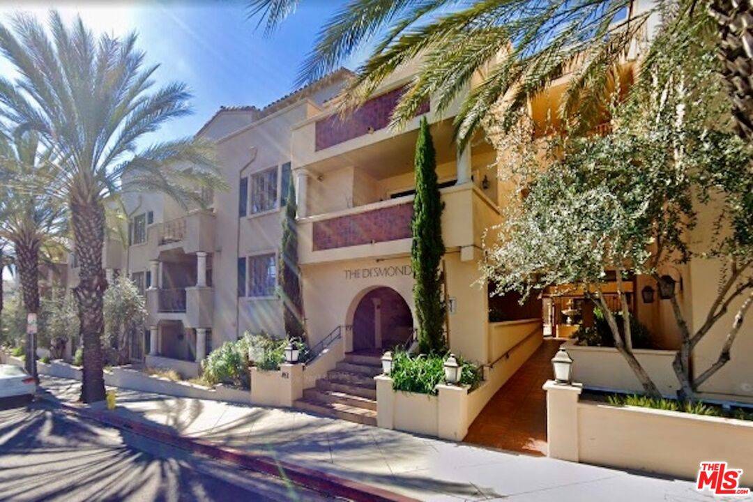 851 N San Vicente Blvd 2BR Sunset Strip La