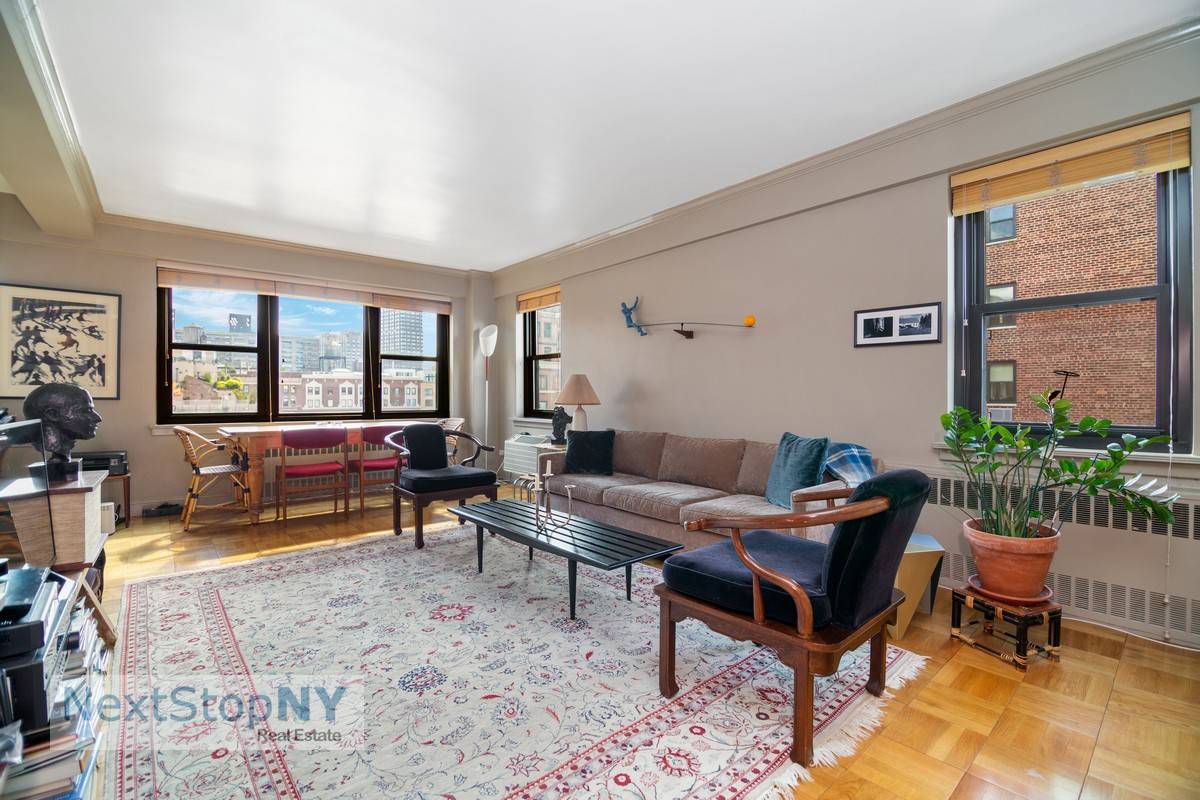 Sunny One Plus Bedroom with Southern and Western views of the Hudson RiverThis tastefully renovated home has one of the largest one bedroom layouts.
