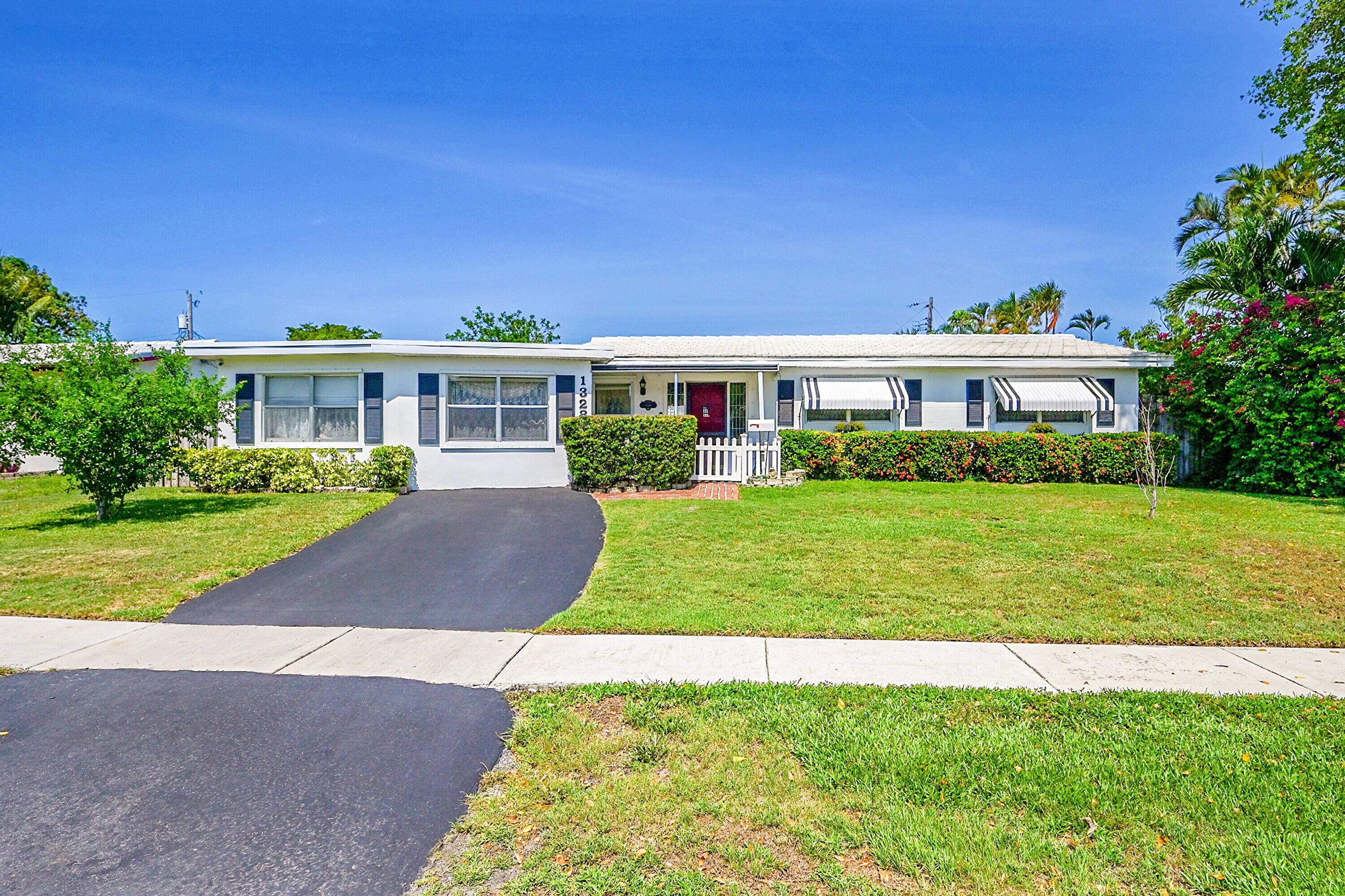 Discover this charming 3 bedroom 2 bathroom home in the sought after East Deerfield neighborhood.