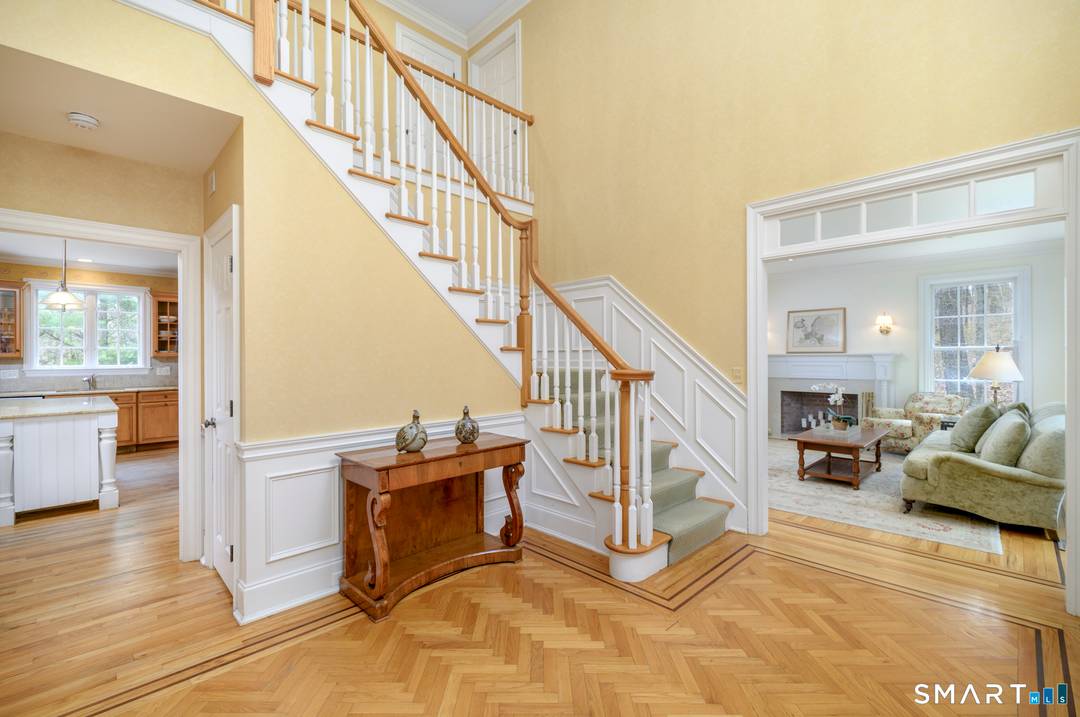 Grand Colonial in highly sought after South Wilton, ideally located minutes to the train station, a 15 minute drive to S.