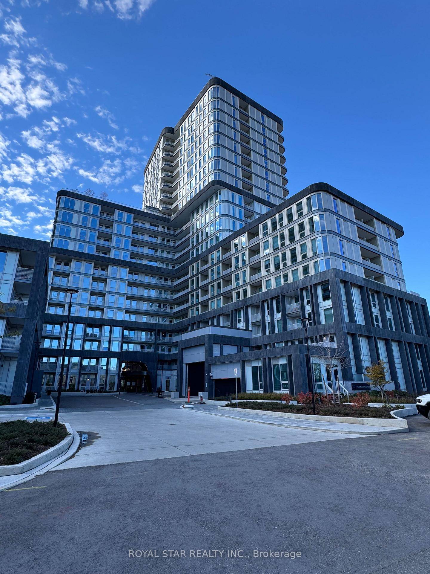 Elegance at its best. Up for lease is the beautiful condo from Branthaven.