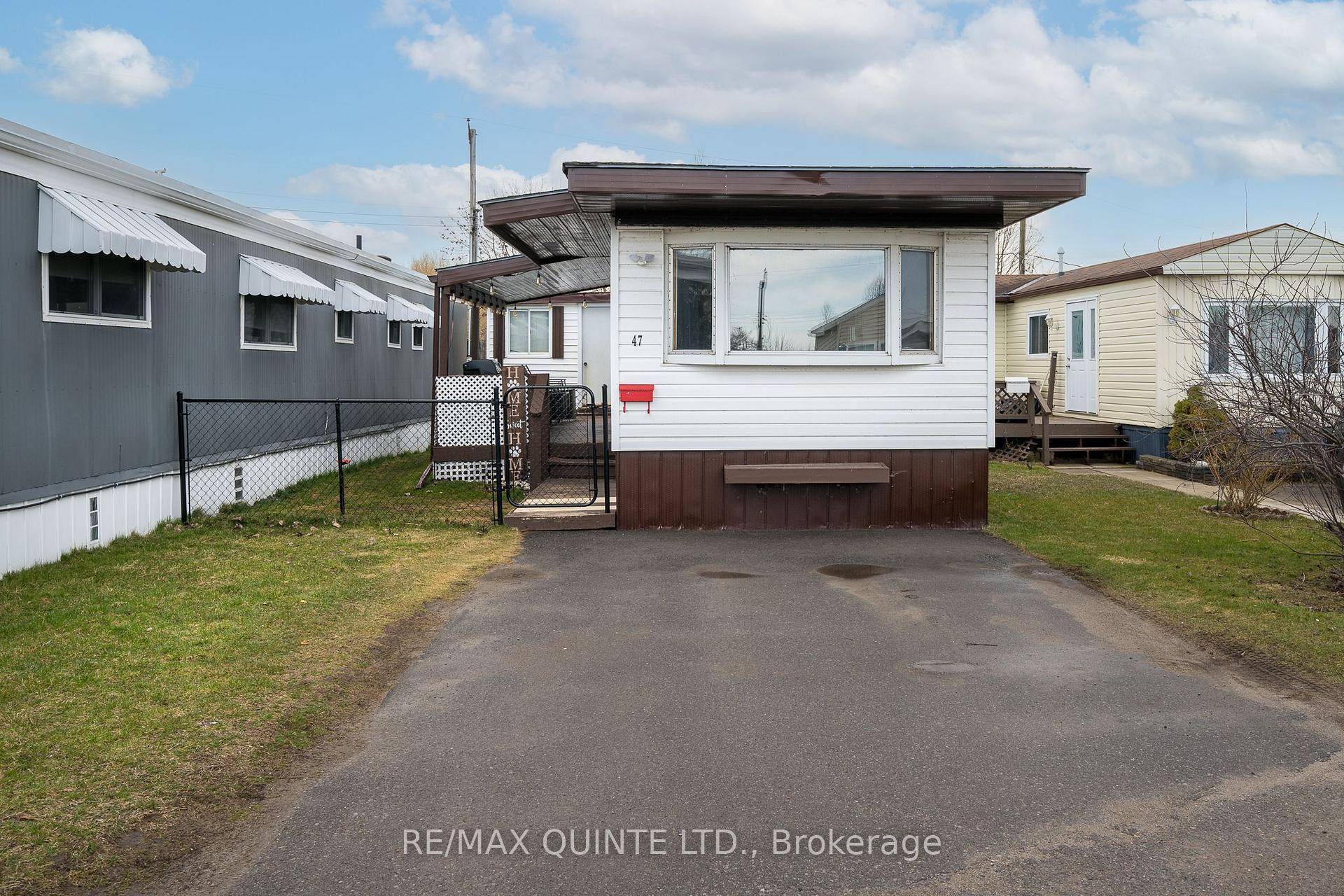 Discover the potential of this charming 2 bedroom, 1 bathroom home, ideally situated next to a tranquil creek and just a short distance from the beautiful Bay of Quinte.