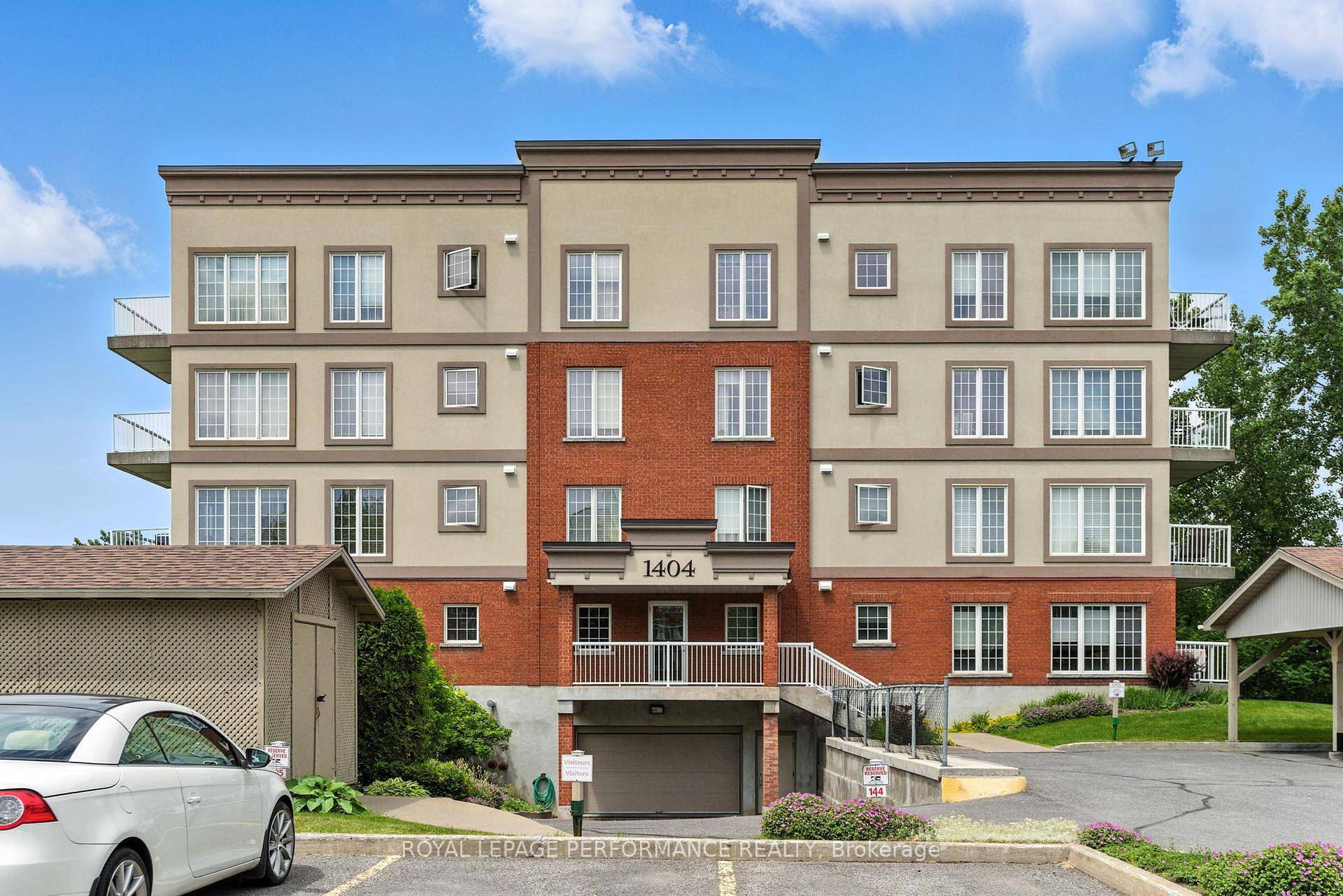 Top floor luxury unit with gorgeous view of La Cite golf course, featuring central heat amp ; air, 2 parking spots ; 1 indoor, and 1 outdoor plus, 1 storage ...