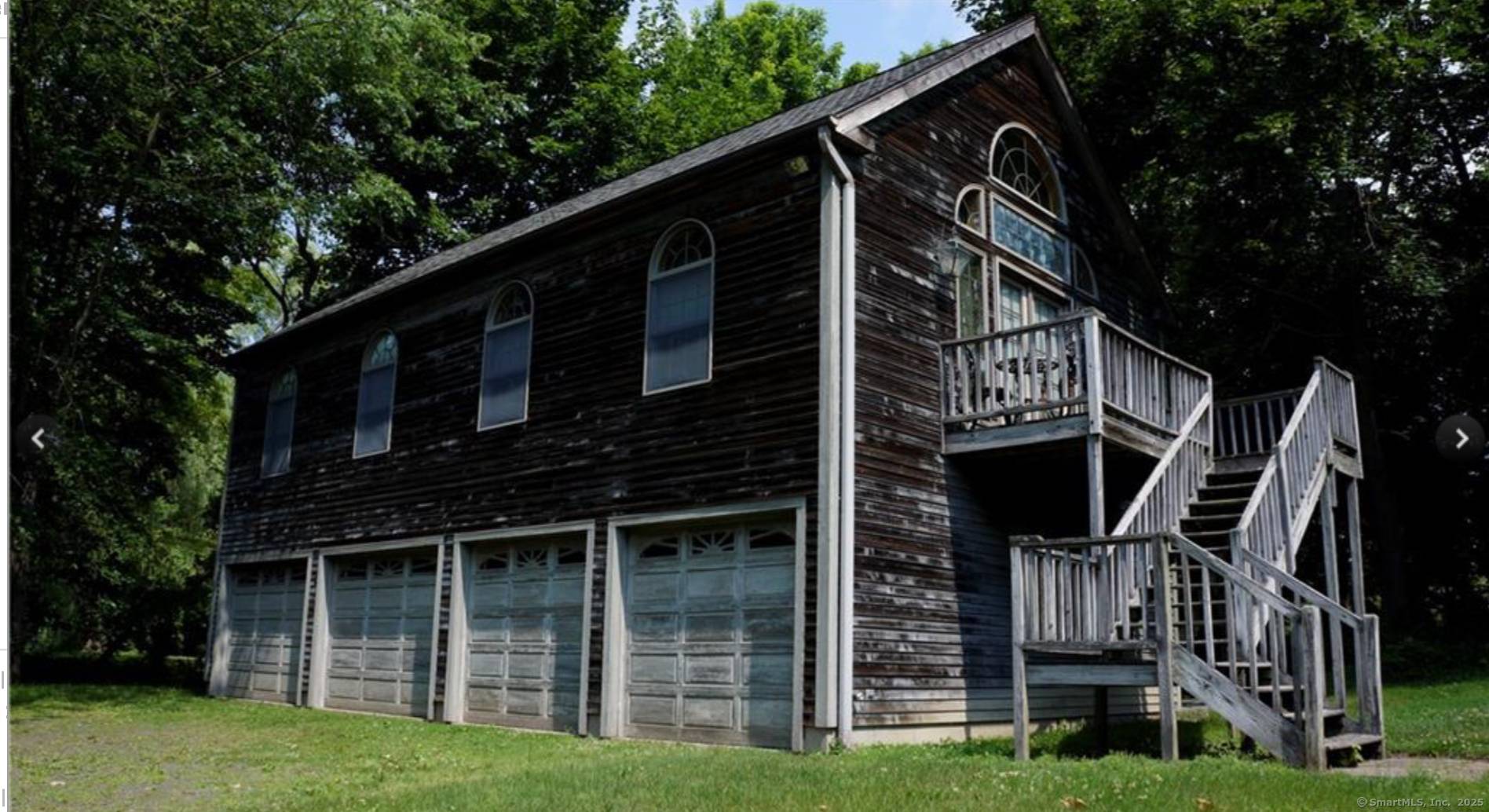 Commercial opportunity 7 York St Guilford CT right off of route one Approximately 1008 sft.
