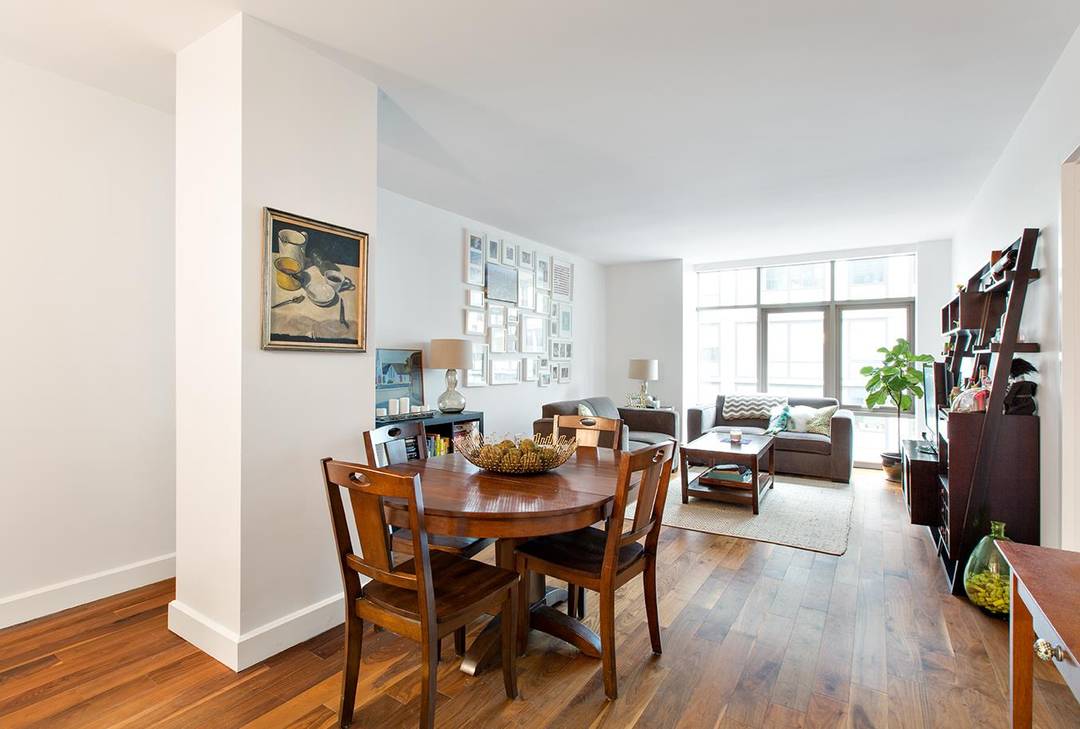 Spacious and Serene 1 Bedroom Residence at The Powerhouse LIC s Iconic Luxury LivingWelcome to this beautifully proportioned and tranquil 1 bedroom home at The Powerhouse, one of Long Island ...