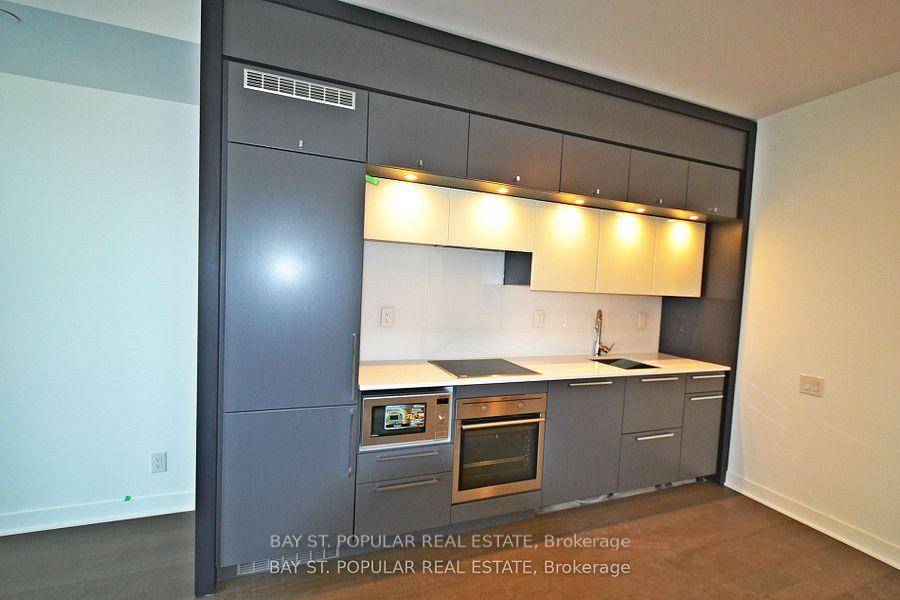 Morden Cecconi Designed Condo At College amp ; Yonge.