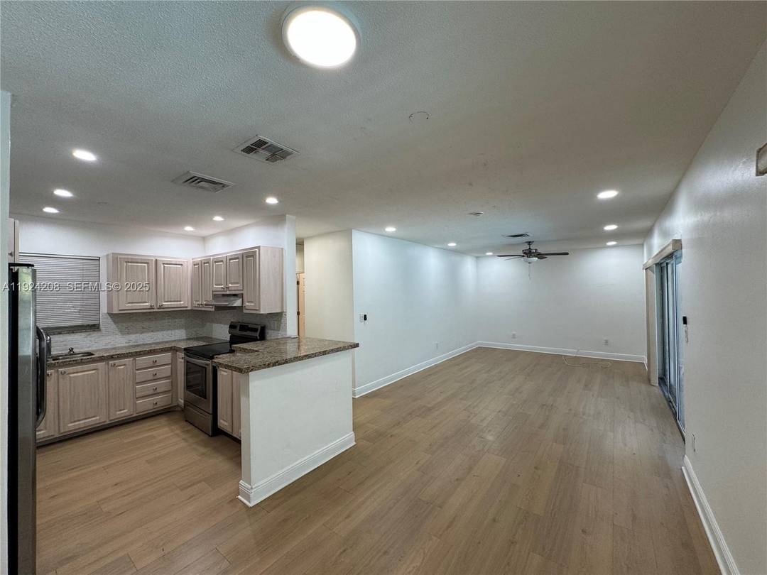 Step into this beautiful and upgraded 3 2 single family home with no HOA !