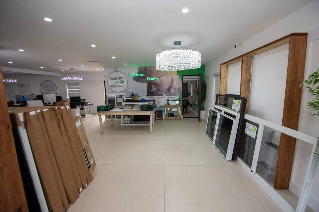 Discover this prime free standing commercial building, perfectly suited for office use or a variety of professional and business purposes.