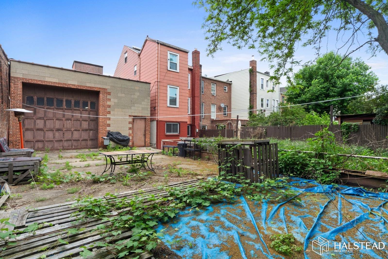 Two adjacent PRIME lots in Gowanus.